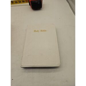 Holy Bible‎ King James Version Red Letter Edition Collins World w/ Concordance